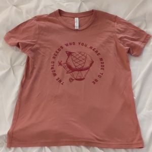 Magnolia T-shirt